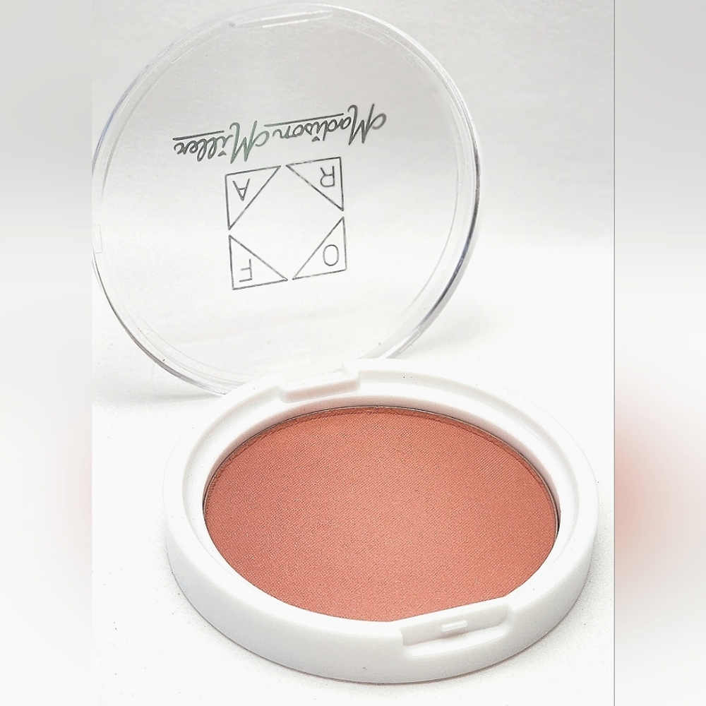 OFRA X MADISON MILLER Blush Ollie Need is Love ❤️